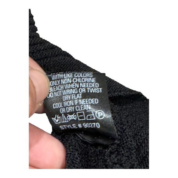 Skull Cashmere Women’s Black Slit Sleeved Sweater Size Large - Picture 6 of 7